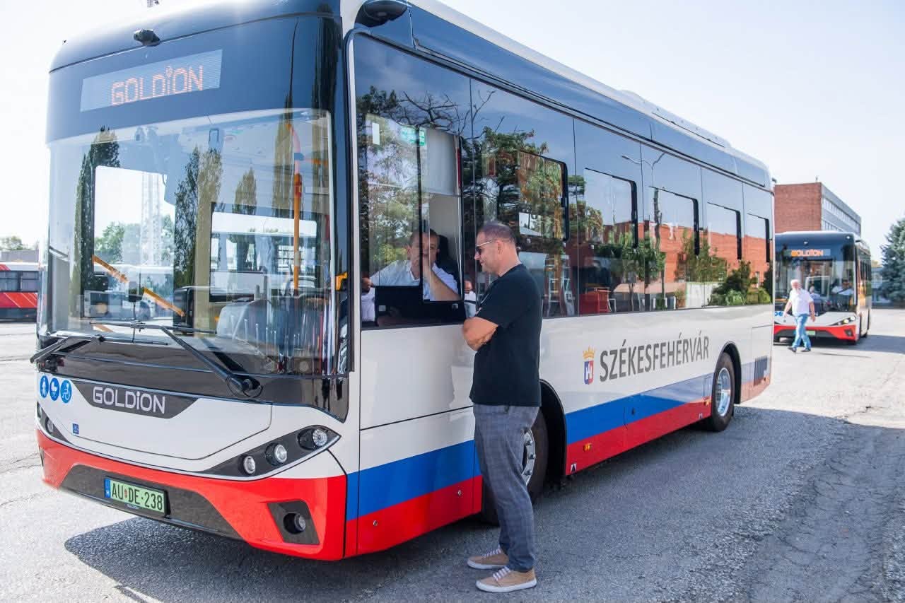 Infobus - Zonson wchodzi na Węgry i wygrywa z Ikarusem w Székesfehérvár. Pod nazwą Goldion