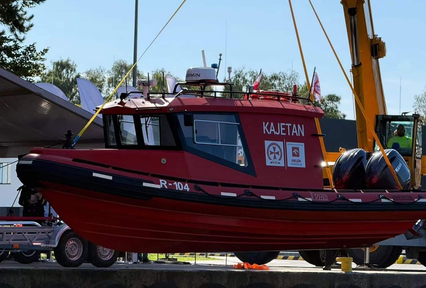 Infoship - „Kajetan” rozpoczyna służbę w Łebie. Nowa łódź ratownicza dla Morskiej Służby Poszukiwania i Ratownictwa