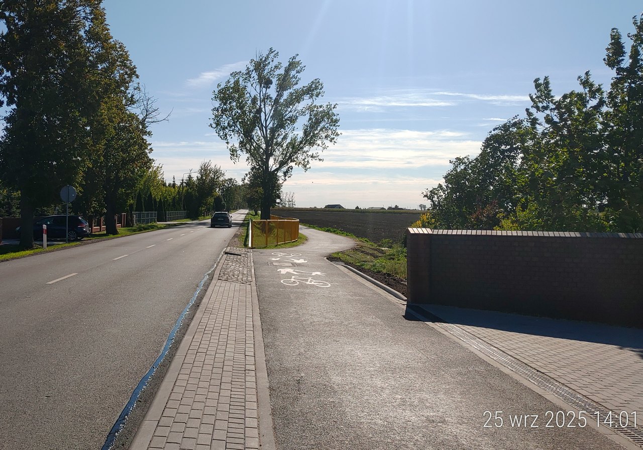 Infobike - Radziejów: ok. 1,4 km nowej trasy pieszo-rowerowej z oświetleniem