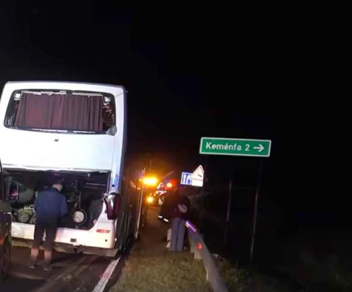 Infobus - Kolejny wypadek polskiego autokaru na Węgrzech. W autobus wjechała ciężarówka