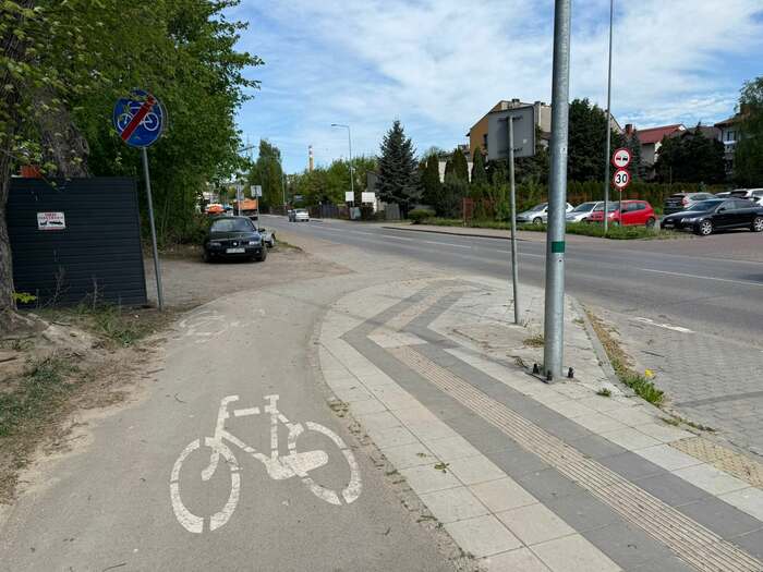 Infobike - Starachowice: ścieżka przy Kolejowej droższa. Umowa wzrosła do 753 tys. PLN