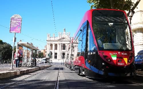 Infotram - Pierwszy CAF Urbos na torach w Rzymie. Rozpoczęły się testy techniczne nowego tramwaju