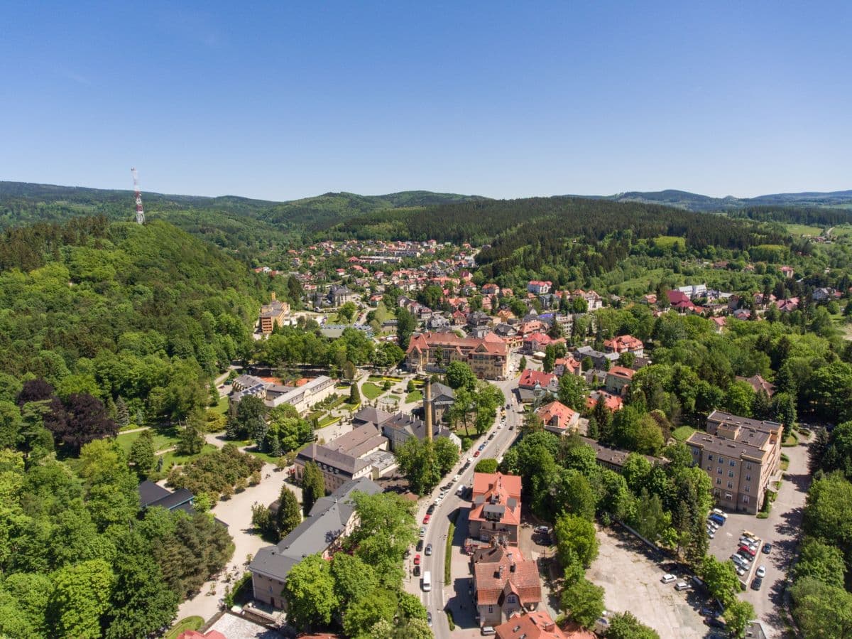 Inforail - Dworzec Kudowa-Zdrój przejdzie gruntowną modernizację. PKP wybrały projektanta