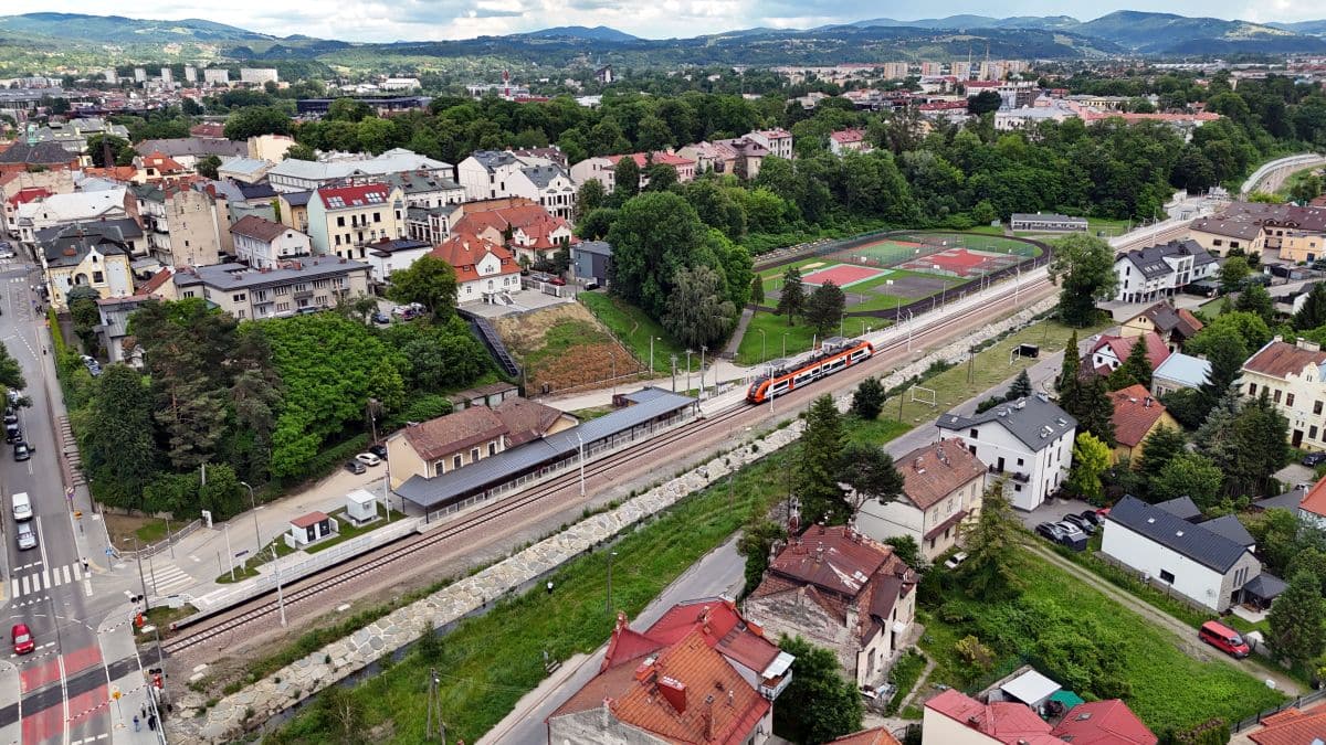 Inforail - PKP PLK realizują inwestycje za niemal 12 mld zł z KPO. Zakończono już 165 zadań