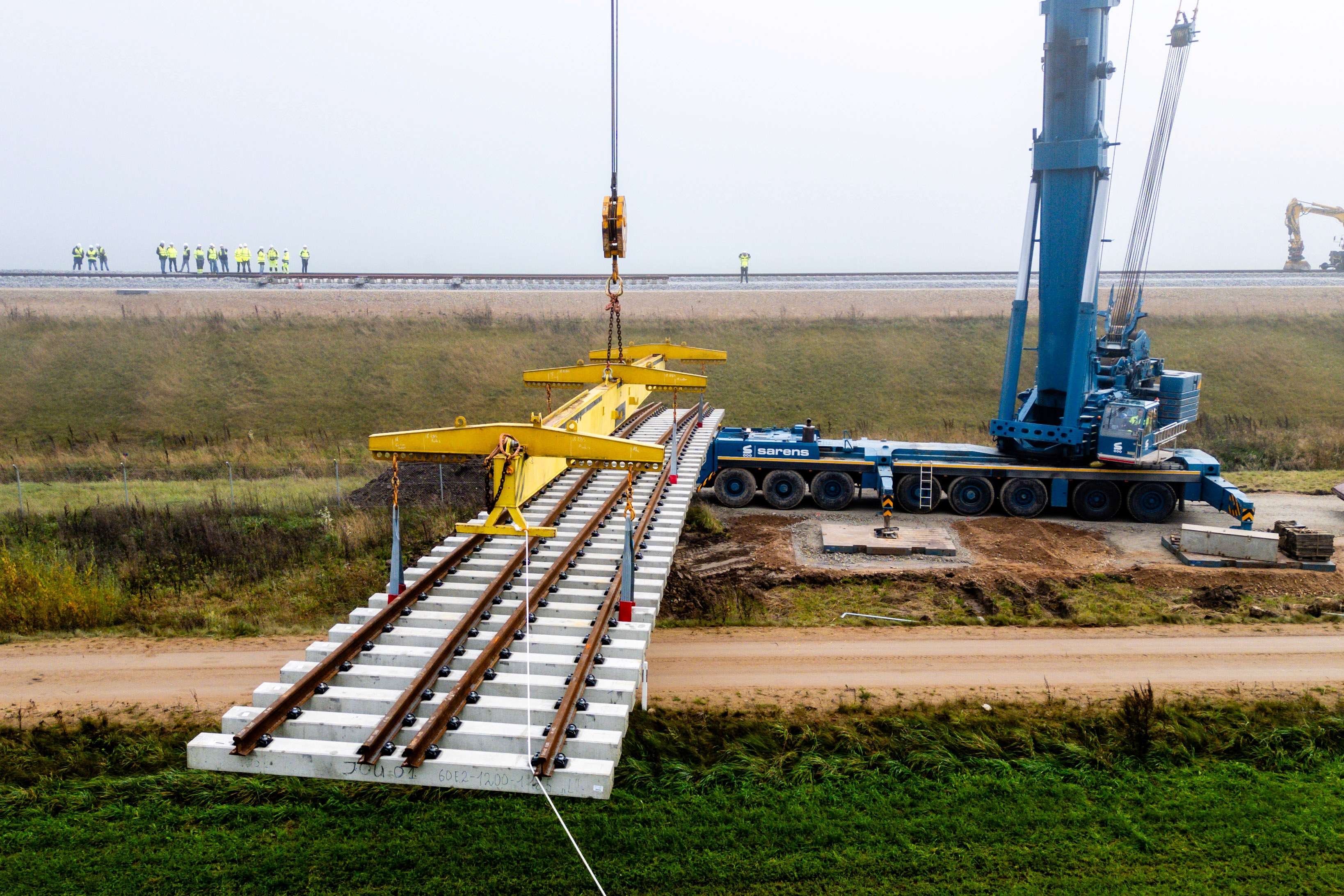 Inforail - Na Litwie rozpoczął się montaż rozjazdów dla kolei dużych prędkości Rail Baltica. Pociągi pojadą ponad 249 km/h