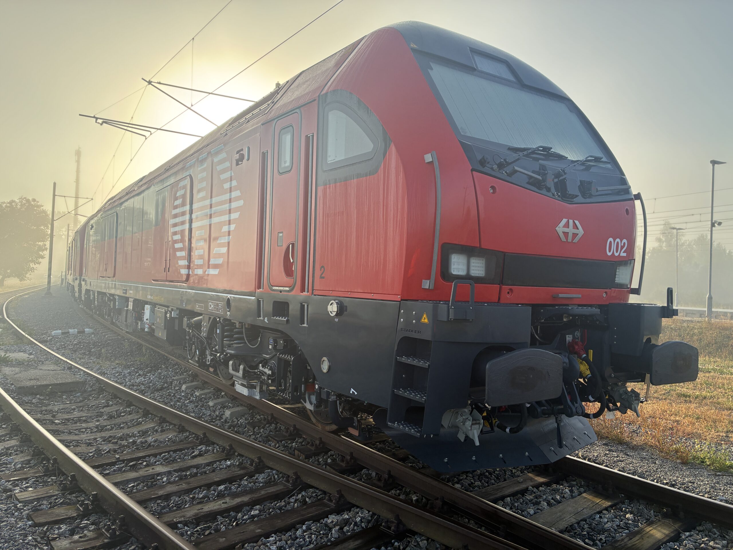 Inforail - Lokomotywy Stadler EURO DuFour dla SBB Cargo dotarły do Velimia. Rozpoczyna się kolejny etap testów