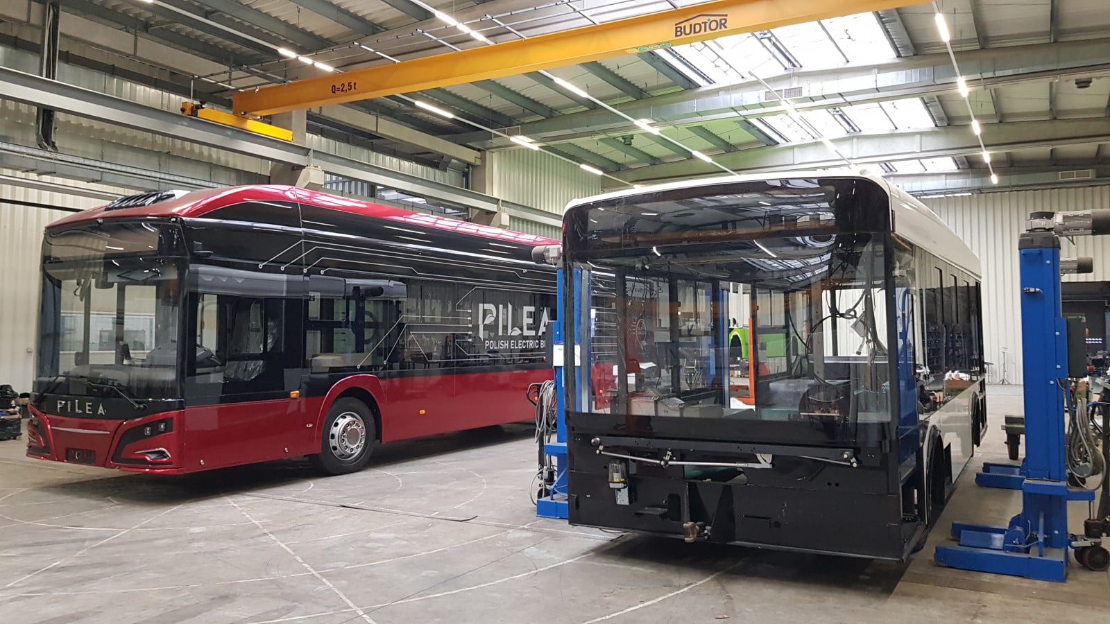 Infobus - ARP E-Vehicles pod młotkiem. Komornik sprzedaje dwa elektrobusy Pilea. Ktoś chętny?