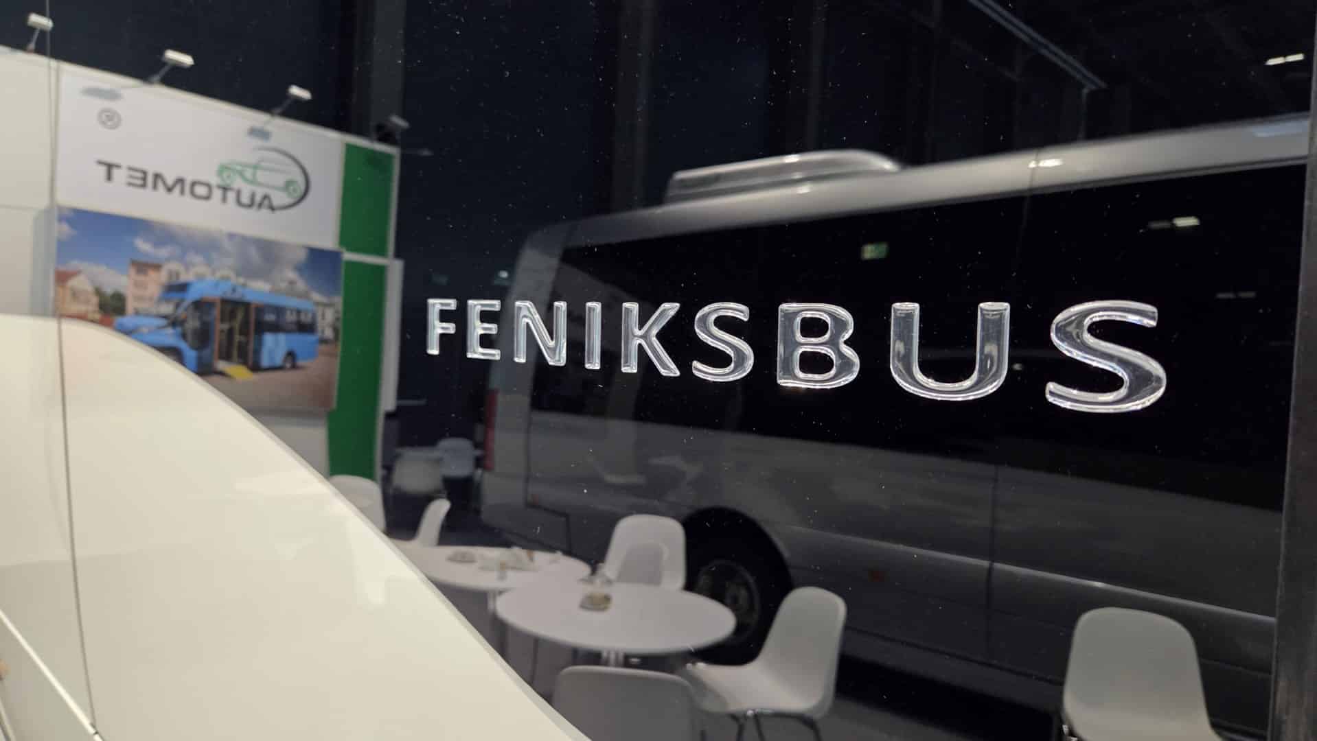 Infobus - TRANSEXPO 2026: Automet stawia na turystyczne minibusy. Debiut zabudowy Feniks