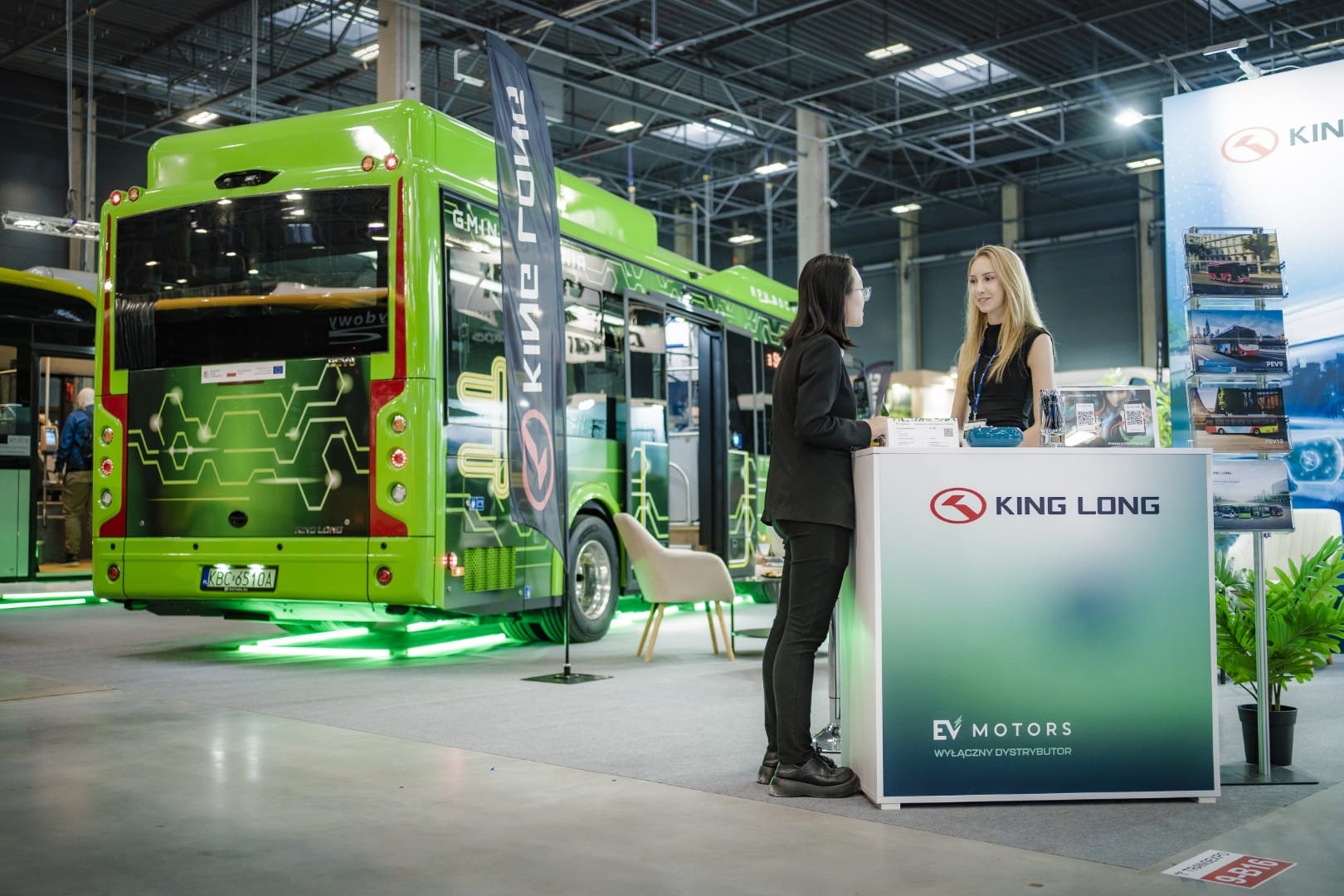 Infobus - TRANSEXPO 2026: EV Motors pokazało autobusy King Long prosto z polskich miast