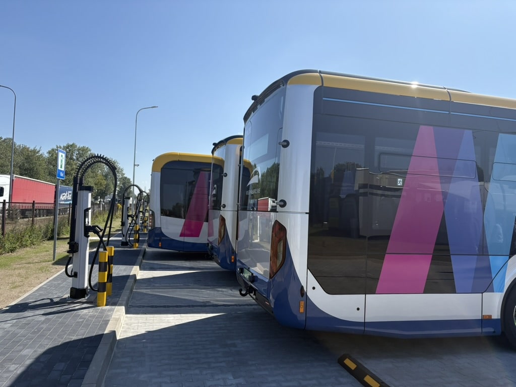Infobus - Kempower z pierwszym dużym autobusowym projektem w Polsce. Z Bibus Menos dla MLD