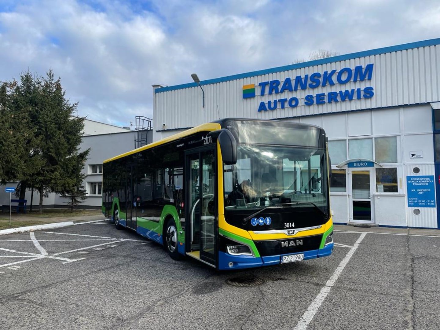 Infotrans - Czerwonak zamawia pięć tablic informacji pasażerskiej. Oferty do 30 października
