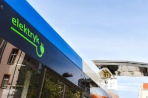 Infobus - Szczecin: Trzy oferty na osiem szybkich ładowarek. Wszystkie powyżej budżetu