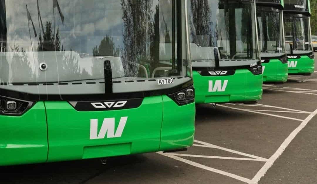 Infobus - Wrightbus produkuje 193 elektrobusy dla West Yorkshire. Dla lokalnego samorządu