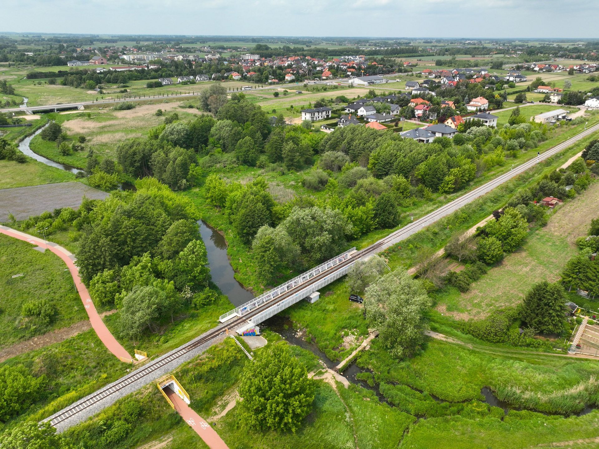 Inforail - Ministerstwo Infrastruktury tłumaczy opóźnienia remontu linii kolejowej Płock – Sierpc. Docelowo choćby 160 km/h
