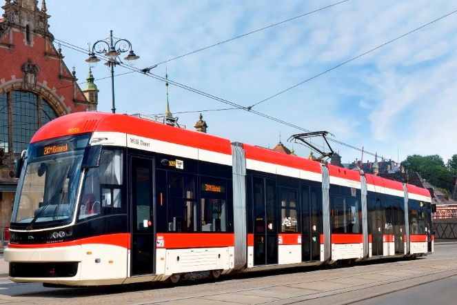 Infotram - Poważne uszkodzenia pięciu tramwajów w Gdańsku i umowa z firmą bez doświadczenia w takich naprawach