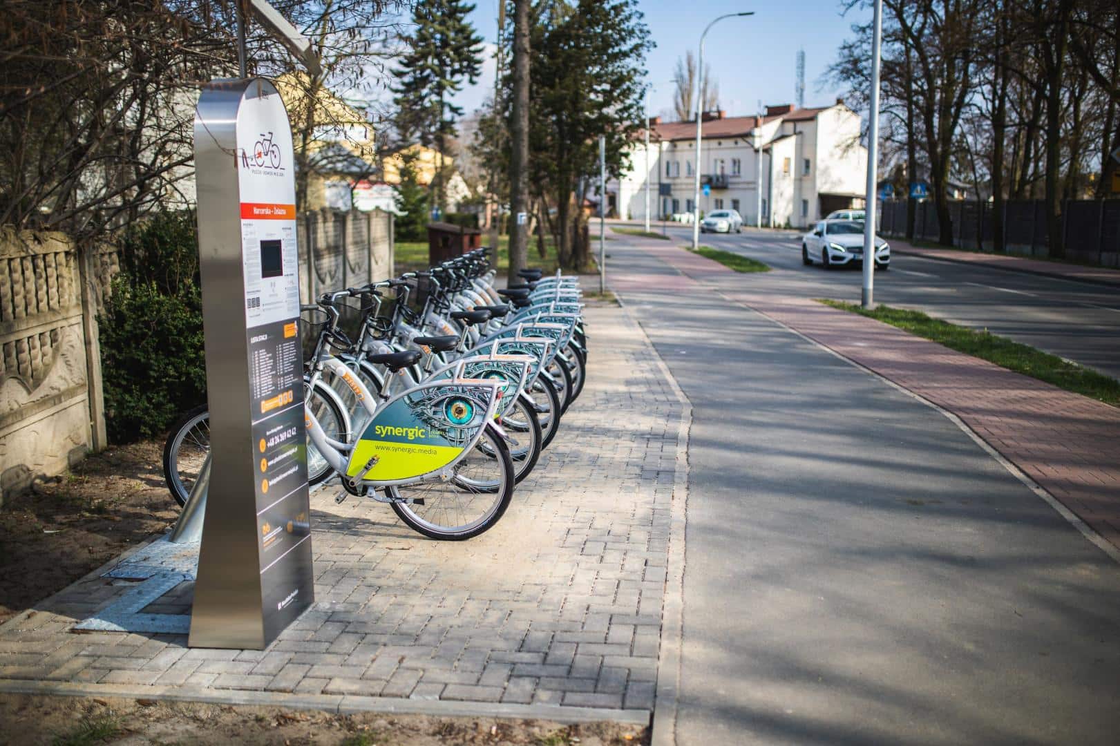 Infobike - Płock inwestuje w parkingi rowerowe. Ruszył przetarg na nowe miejsca postojowe