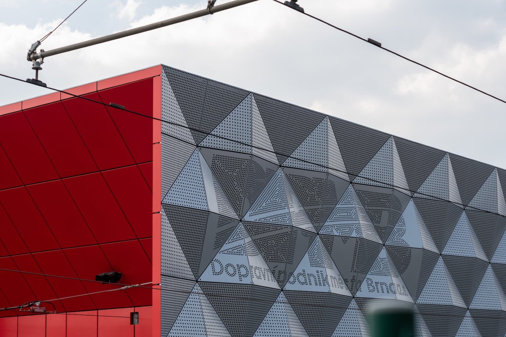 Infobus - Brno modernizuje zajezdnię trolejbusową Komín. Kontrakt za 140 mln PLN