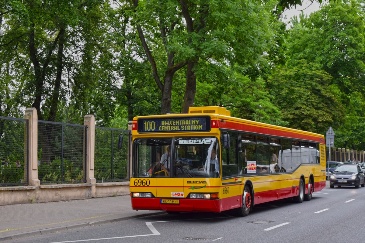 Infotrans - Warszawskie Linie Turystyczne 2026 i ponad 112 tys. pasażerów. Autobusowa „setka” z rekordem