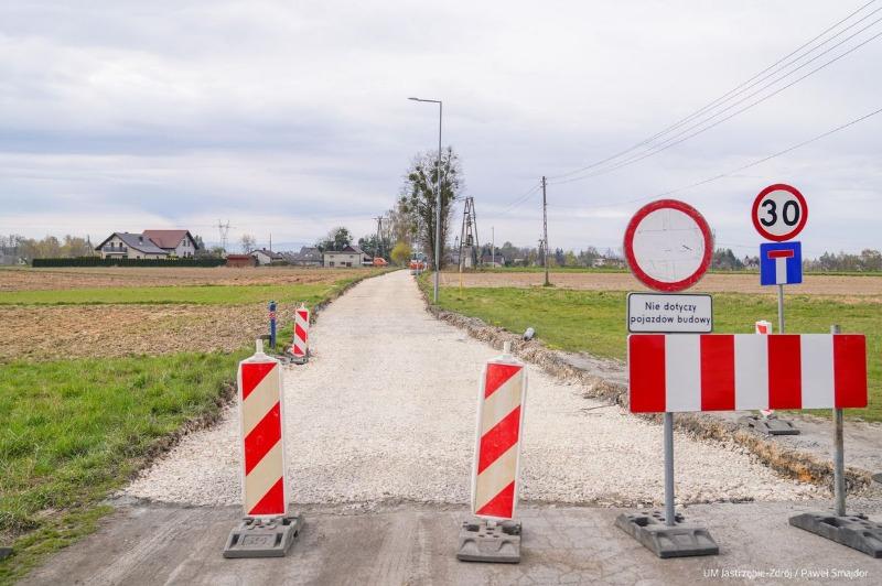 Infobike - Jastrzębie-Zdrój: 400 metrów nowej trasy pieszo-rowerowej. Inwestycja za 3,34 mln PLN