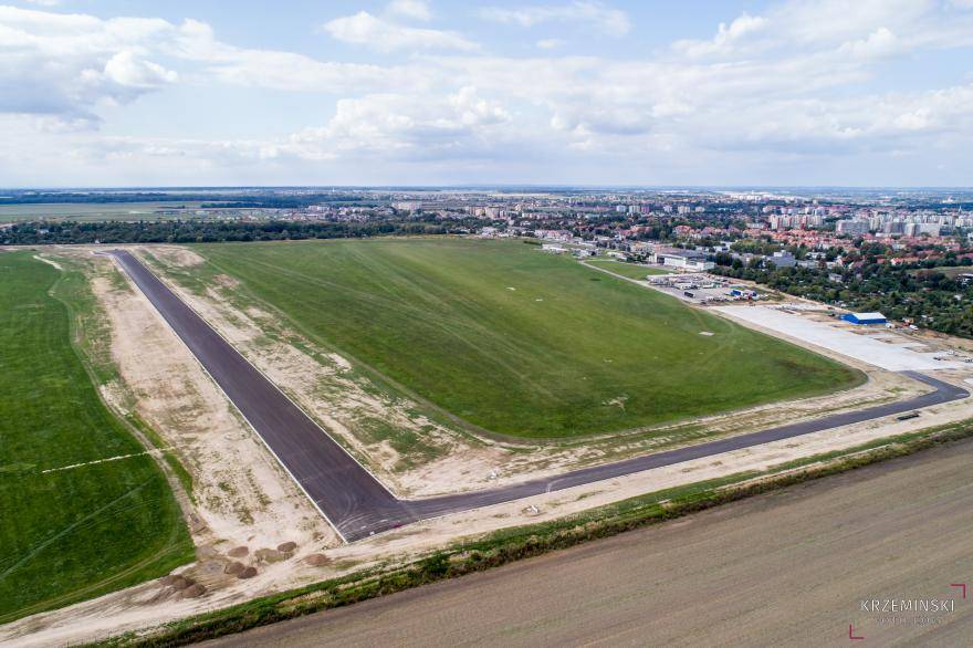Gliwice z Centrum Edukacji Lotniczej