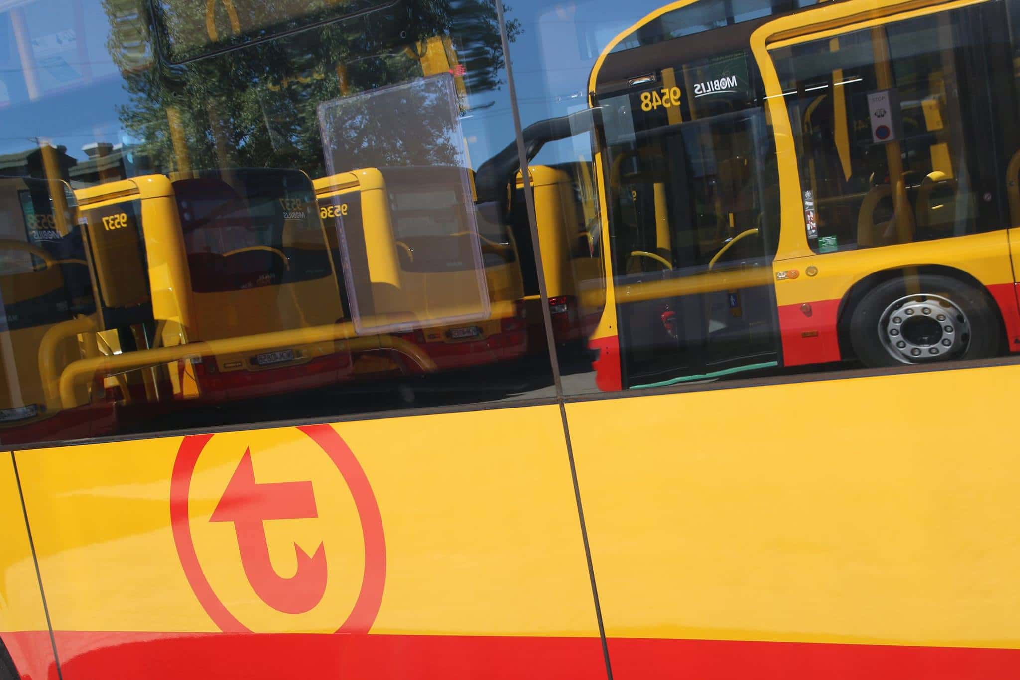 Warszawa: 1560 autobusów na ulicach! Pełna mobilizacja