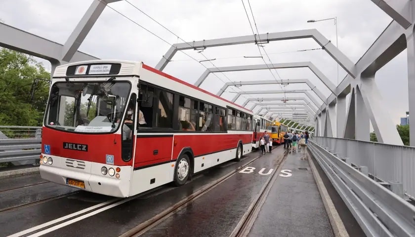 Wrocław: Autobusy jeżdżą już TAT-em na Nowy Dwór. Kiedy tramwaje?